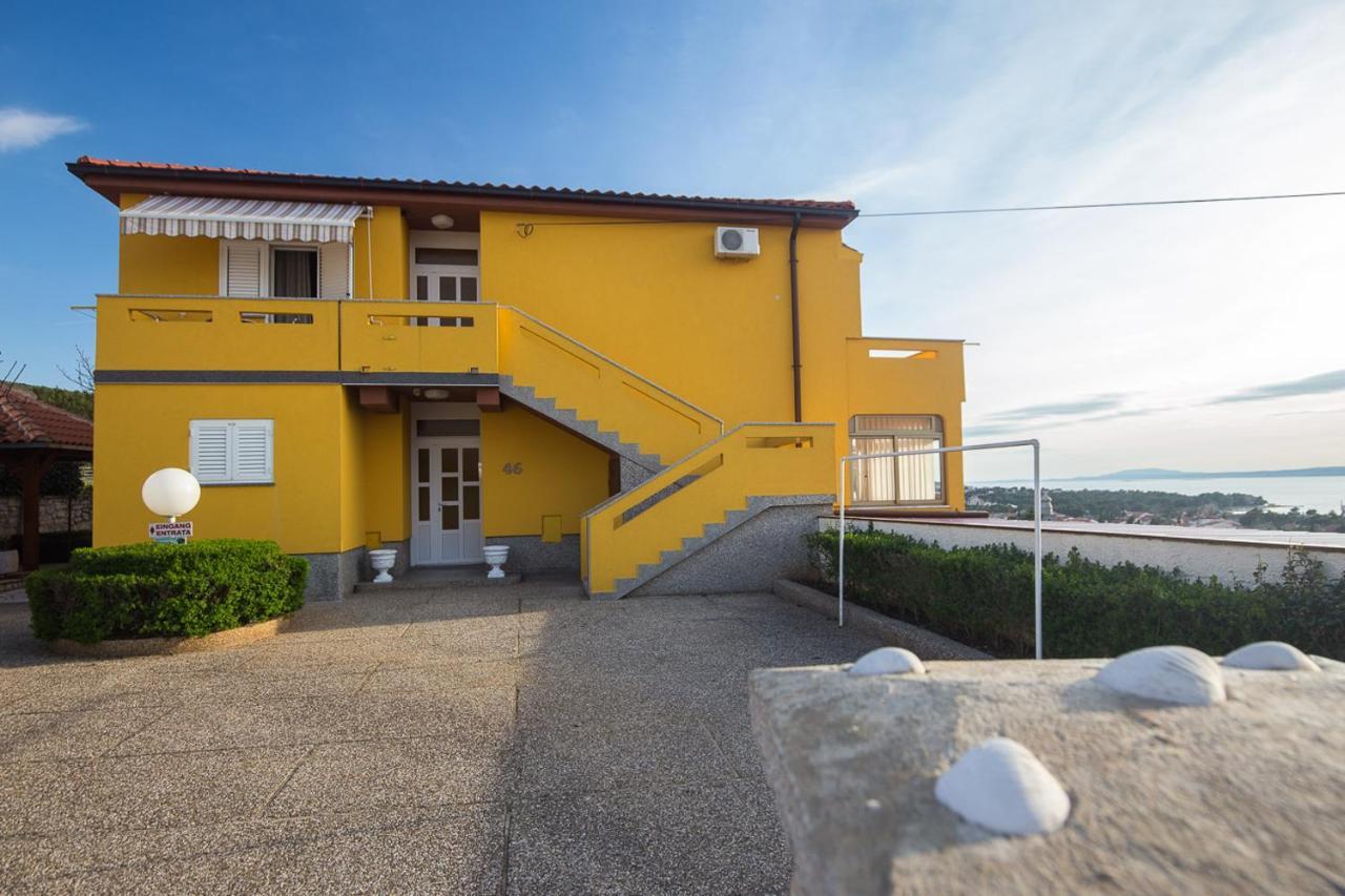 The Manzoni Family 5 Hotel Punat Exterior foto